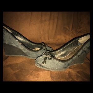 Women’s coach wedges